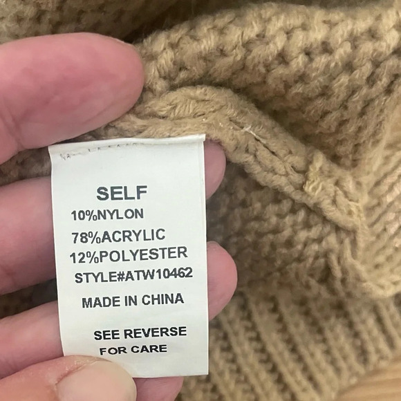 And the Why Bronze Metallic Leopard Sweater women’s Size  S/M - Picture 8 of 8